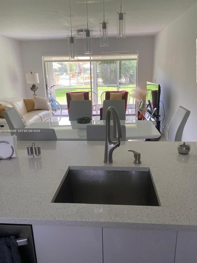 8838 W Mcnab Rd # 104, Tamarac FL 33321 - Tamarac, FL - Photo 4