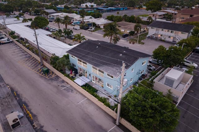 1001 SE 3rd Street, Deerfield Beach FL 33441 - Deerfield Beach, FL - Photo 6