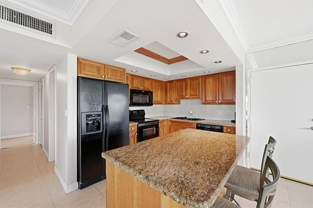 1839 Middle River Drive # 302, Fort Lauderdale FL 33305 - Fort Lauderdale, FL - Photo 5