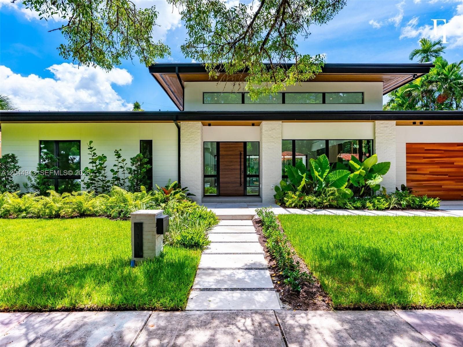 1111 Alberca St, Coral Gables FL 33134 - Coral Gables, FL - Photo 1