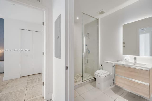 239 SW 9th St # 1801, Miami FL 33130 - Miami, FL - Photo 3