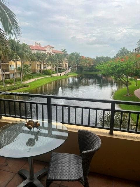 16102 Emerald Estates Dr # 235, Weston FL 33331
