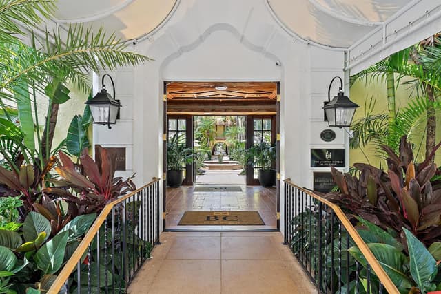 301 Australian Avenue # 305, Palm Beach FL 33480 - Palm Beach, FL - Photo 3