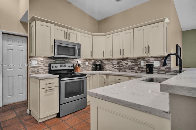 9786 SW 147th Ct, Miami FL 33196
