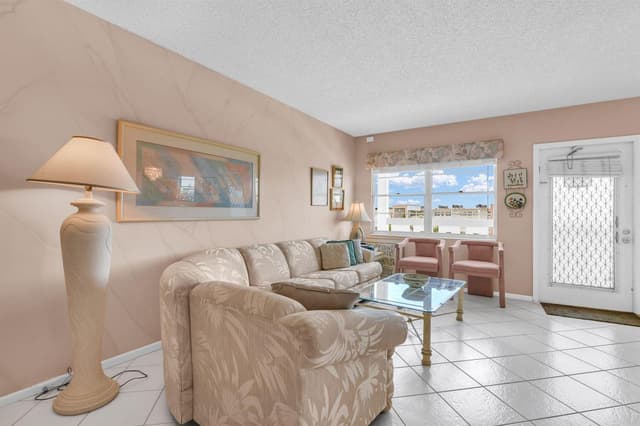 4053 Wolverton C, Boca Raton FL 33434 - Boca Raton, FL - Photo 7