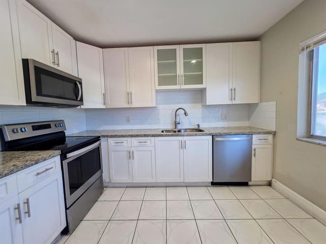 6289 Lear Drive # 203, Lake Worth FL 33462 - Lake Worth, FL - Photo 2