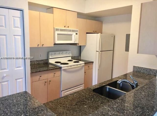 2493 Centergate Dr # 204, Miramar FL 33025 - Miramar, FL - Photo 3