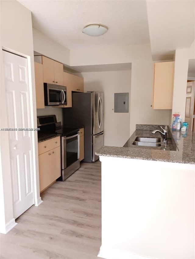 2493 Centergate Dr # 204, Miramar FL 33025 - Miramar, FL - Photo 4