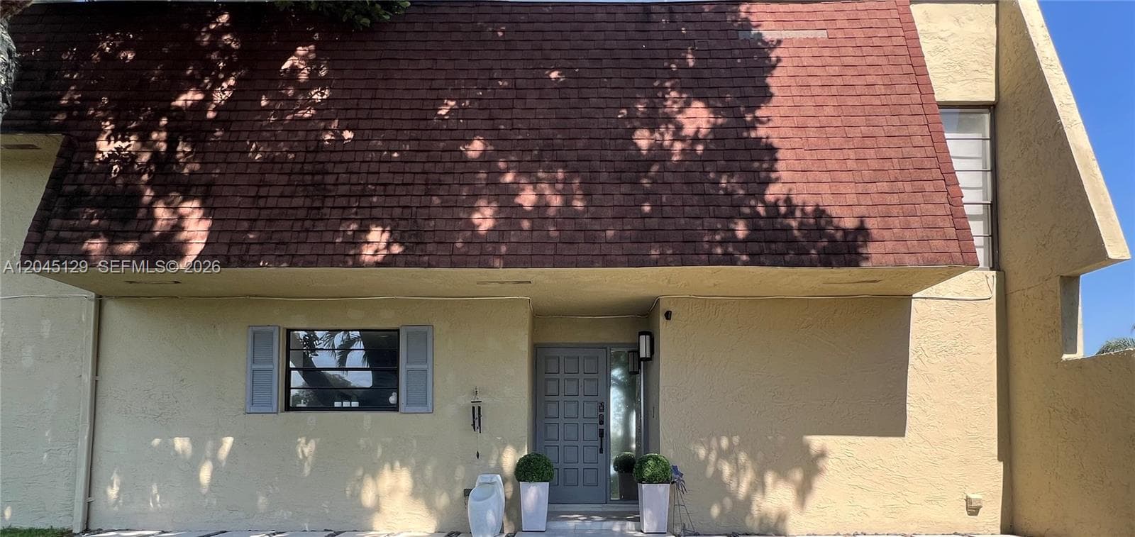 8985 Palm Tree Ln # 8985, Pembroke Pines FL 33024 - Pembroke Pines, FL - Photo 1