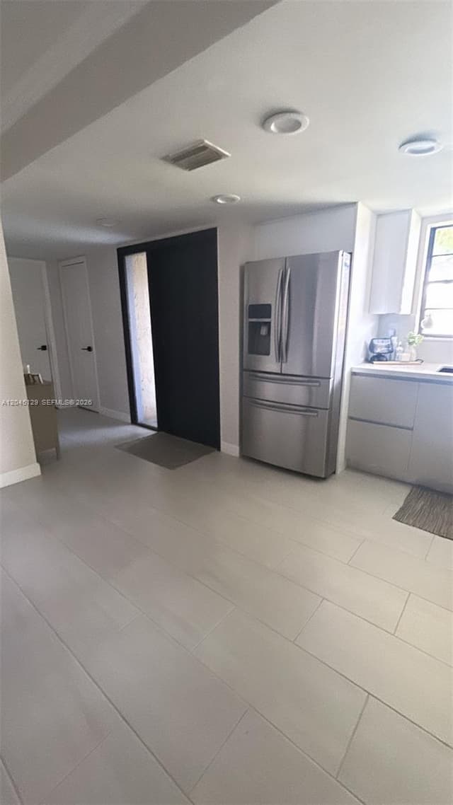 8985 Palm Tree Ln # 8985, Pembroke Pines FL 33024 - Pembroke Pines, FL - Photo 5