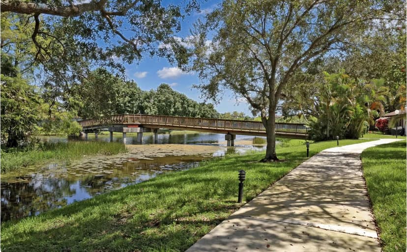 227 Club Drive, Palm Beach Gardens FL 33418