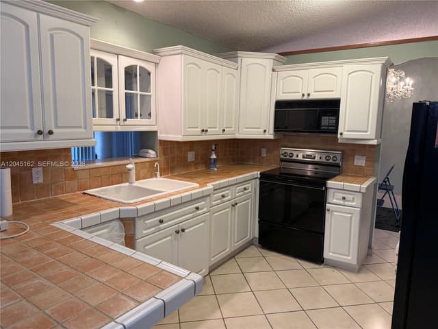 3262 SW 139th Pl, Miami FL 33175 - Miami, FL - Photo 7