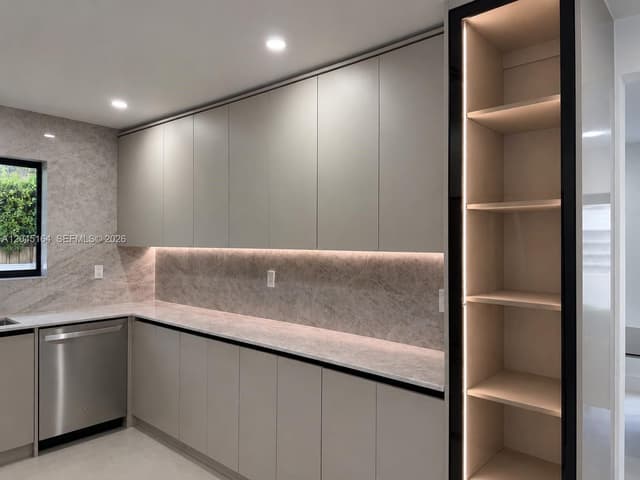2 NE 91st St, Miami Shores FL 33138 - Miami Shores, FL - Photo 6