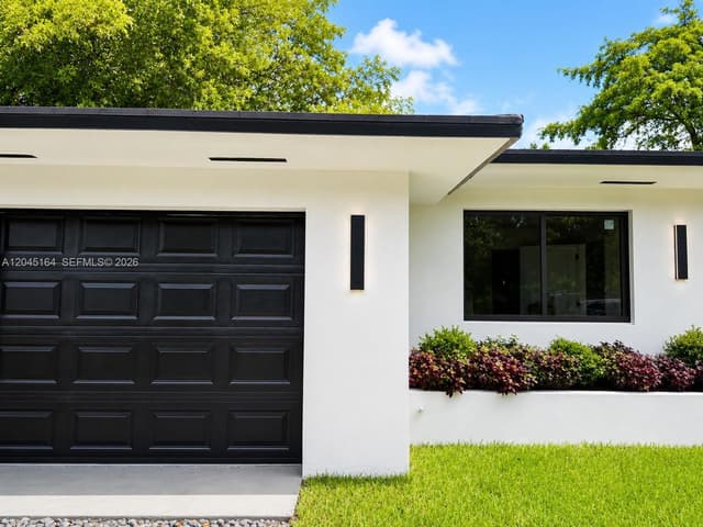 2 NE 91st St, Miami Shores FL 33138 - Miami Shores, FL - Photo 3
