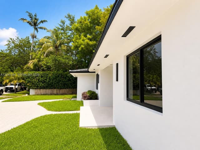 2 NE 91st St, Miami Shores FL 33138 - Miami Shores, FL - Photo 5