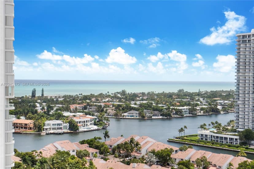 21055 Yacht Club Dr # 2005, Aventura FL 33180