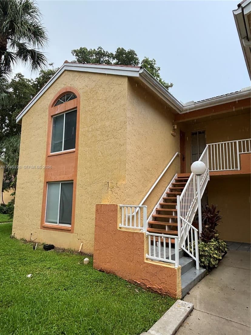 1040 Coral Club Dr # 1040, Coral Springs FL 33071