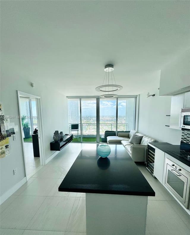 92 SW 3rd St # 3608, Miami FL 33130 - Miami, FL - Photo 4