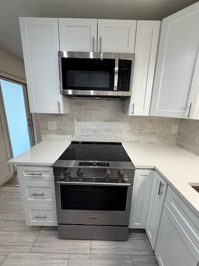2630 W 28th Street, Riviera Beach FL 33404 - Riviera Beach, FL - Photo 4