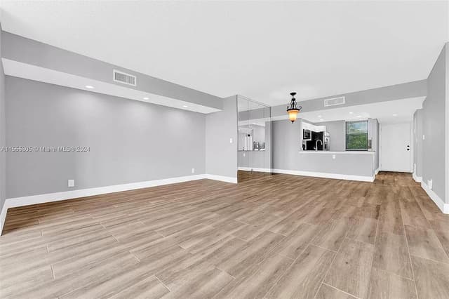 2767 Carambola Circle S # 401, Coconut Creek FL 33066 - Coconut Creek, FL - Photo 6