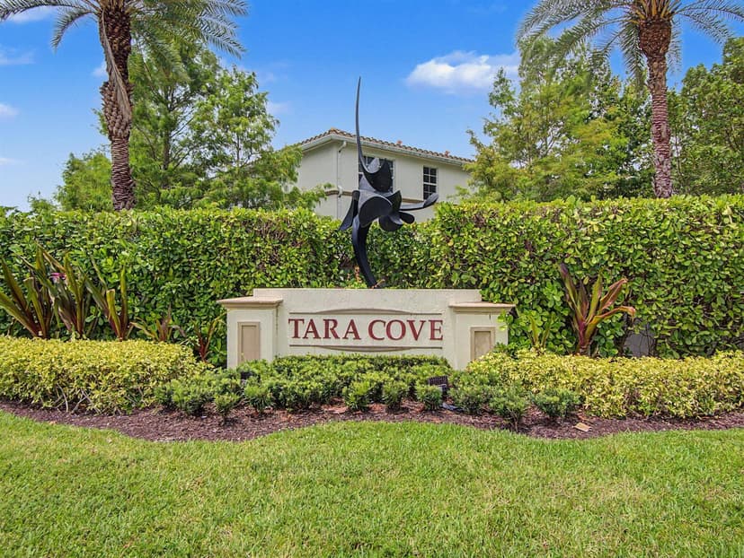 4569 Tara Cove Way, West Palm Beach FL 33417