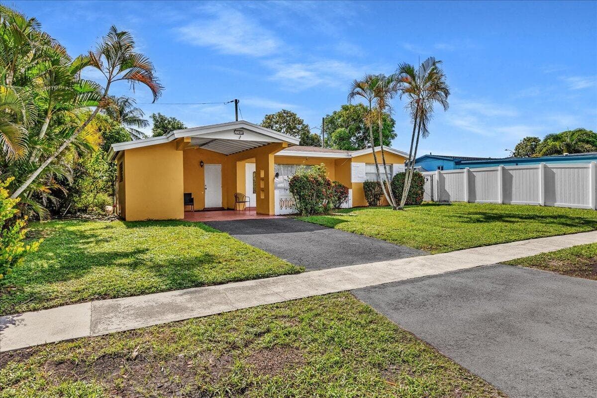 3560 NW 34th Way, Lauderdale Lakes FL 33309 - Lauderdale Lakes, FL - Photo 1