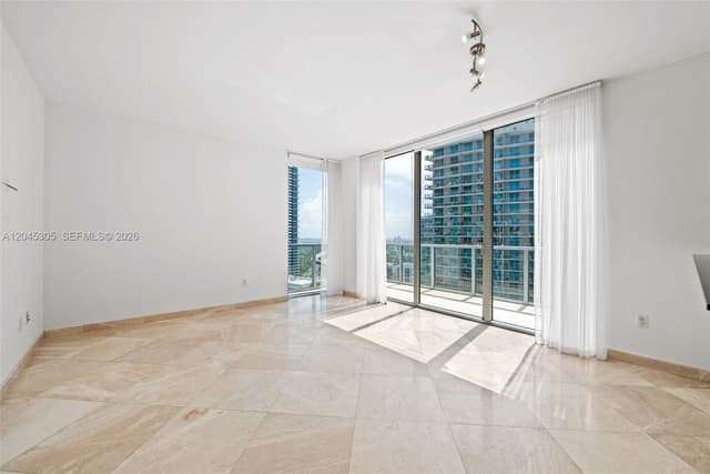 1050 Brickell Ave # 3314, Miami FL 33131 - Miami, FL - Photo 4