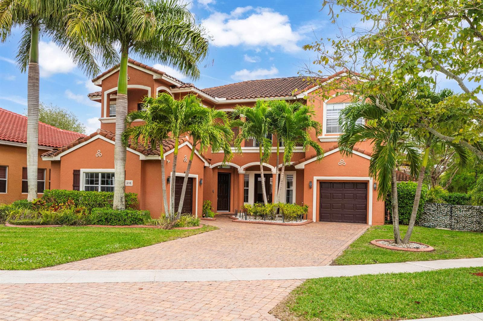 658 Cresta Circle, West Palm Beach FL 33413 - West Palm Beach, FL - Photo 1