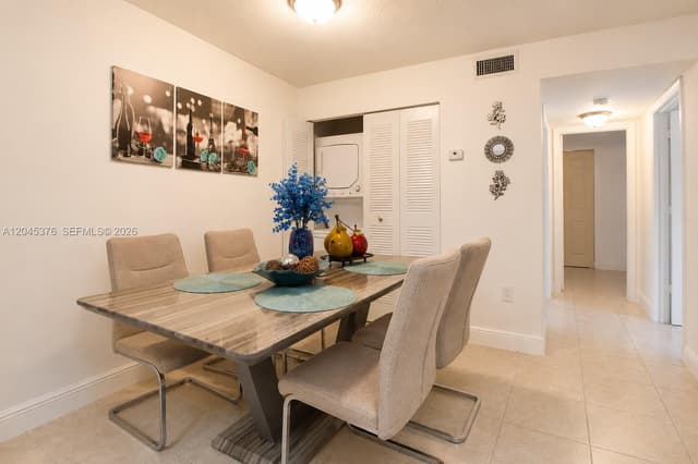 7090 NW 179th St # 108, Hialeah FL 33015 - Hialeah, FL - Photo 5
