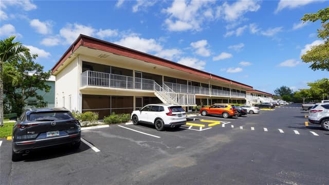 5377 SW 40th Avenue # 105, Dania Beach FL 33314 - Dania Beach, FL - Photo 2