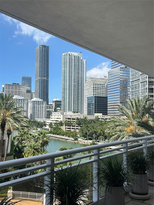 901 Brickell Key Blvd # 702, Miami FL 33131 - Miami, FL - Photo 6