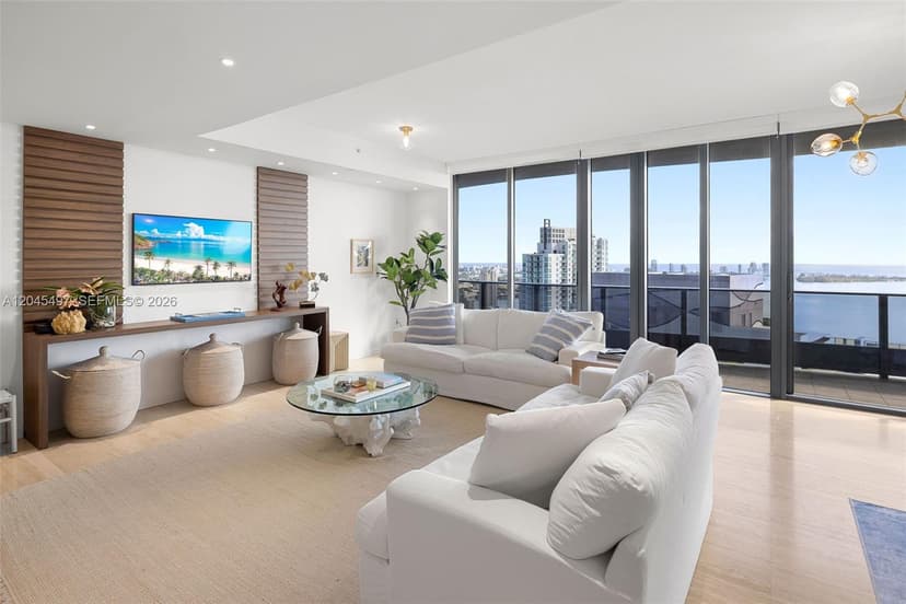 1000 Brickell Plz, Miami FL 33131