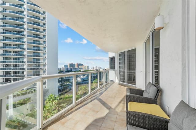 17275 Collins Ave # 804, Sunny Isles Beach FL 33160 - Sunny Isles Beach, FL - Photo 4