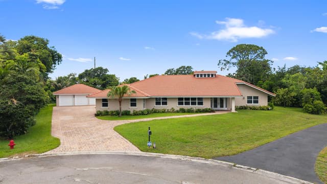 22829 Horse Shoe Way, Boca Raton FL 33428 - Boca Raton, FL - Photo 2