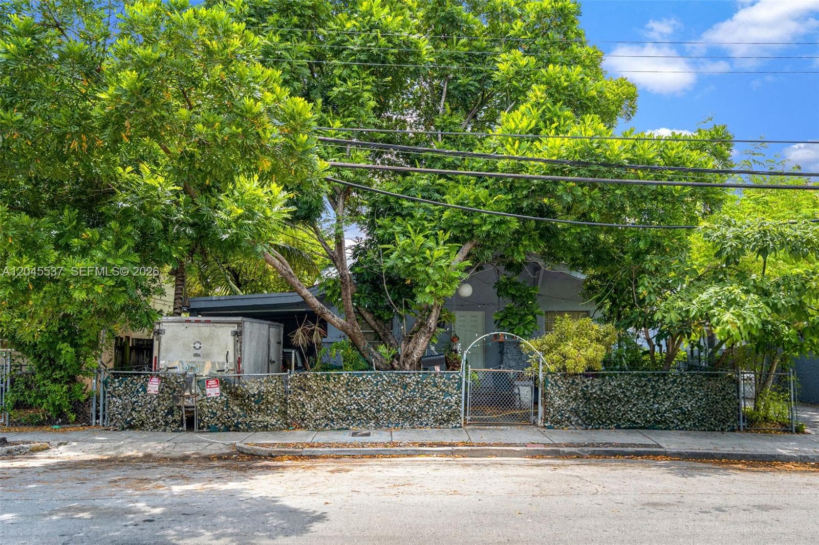 210 SW 13th Ave, Miami FL 33135