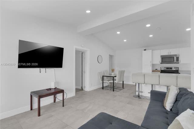 1016 SW 22nd Ter, Fort Lauderdale FL 33312 - Fort Lauderdale, FL - Photo 6