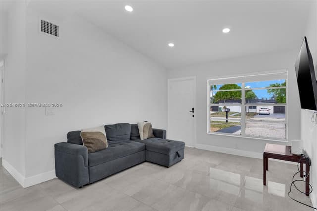 1016 SW 22nd Ter, Fort Lauderdale FL 33312 - Fort Lauderdale, FL - Photo 4