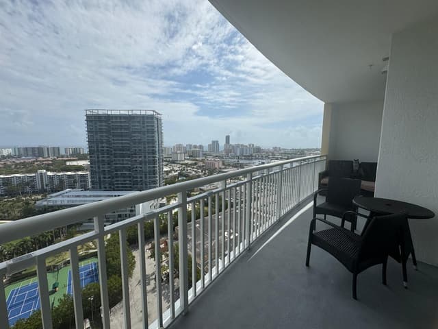 1755 E Hallandale Beach Boulevard # 2104e, FL 33009 - Photo 4