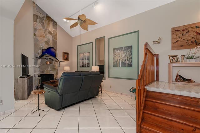 17617 NW 61st Ct N, Hialeah FL 33015 - Hialeah, FL - Photo 5