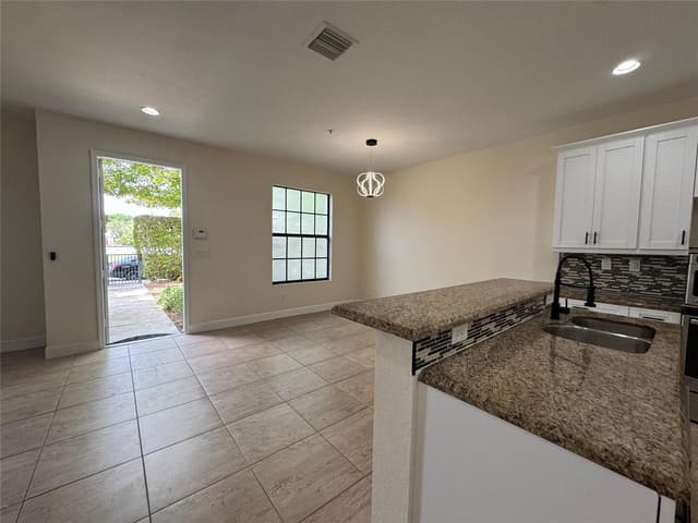 749 SW 3rd Avenue, Pompano Beach FL 33060 - Pompano Beach, FL - Photo 4