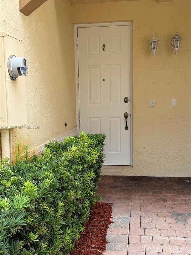 7432 Willow Grove Pl, Davie FL 33314 - Davie, FL - Photo 2