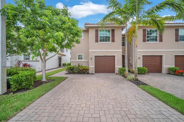 4226 Bent River Rd, Lake Worth FL 33467 - Lake Worth, FL - Photo 2