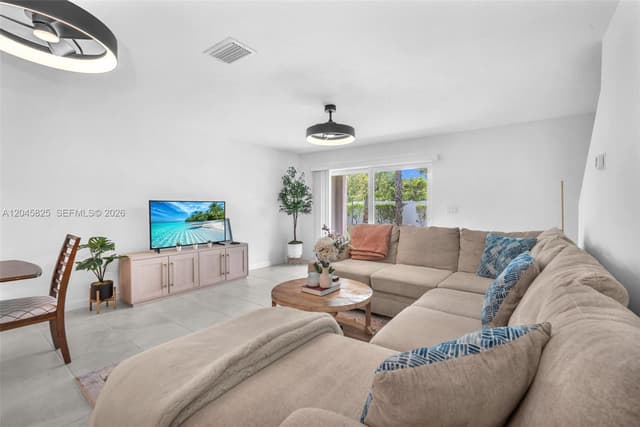 4226 Bent River Rd, Lake Worth FL 33467 - Lake Worth, FL - Photo 4