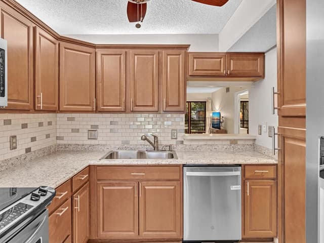 10143 Mangrove Drive # 203, Boynton Beach FL 33437 - Boynton Beach, FL - Photo 3