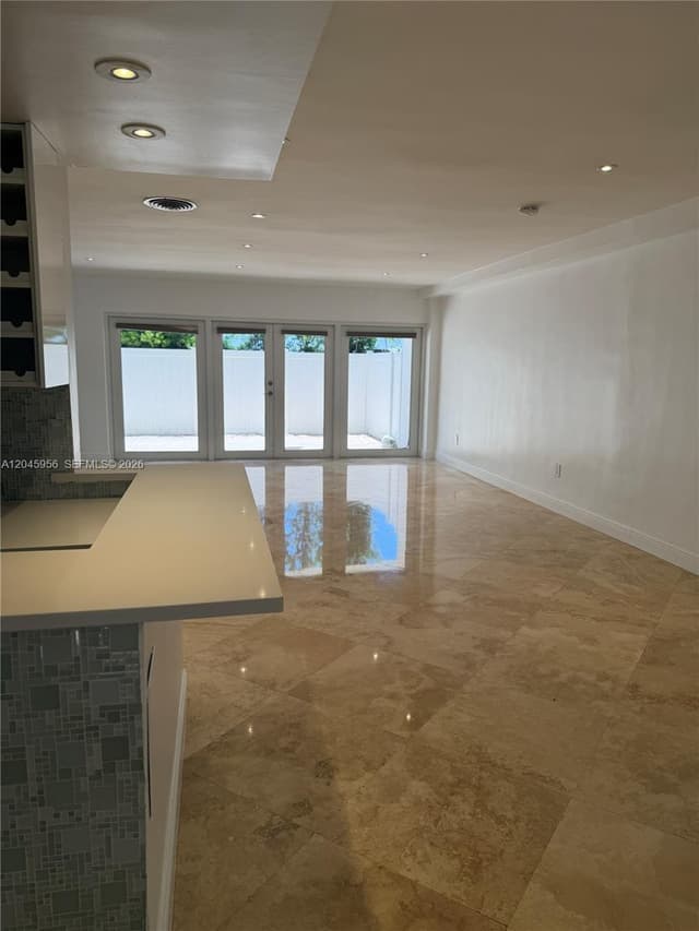 7312 Gary Ave, Miami Beach FL 33141 - Miami Beach, FL - Photo 2