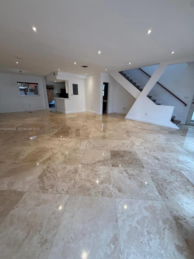 7312 Gary Ave, Miami Beach FL 33141 - Miami Beach, FL - Photo 3