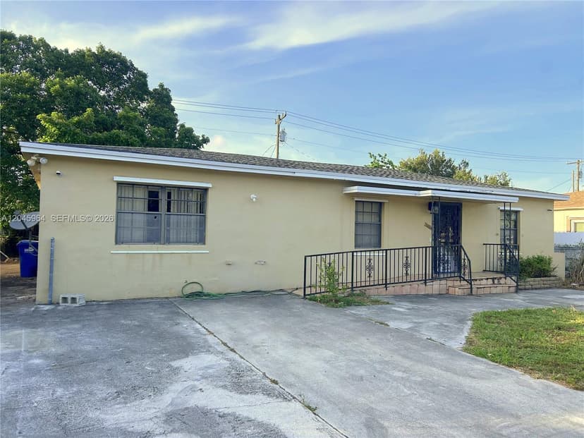 1355 NW 86th St, Miami FL 33147