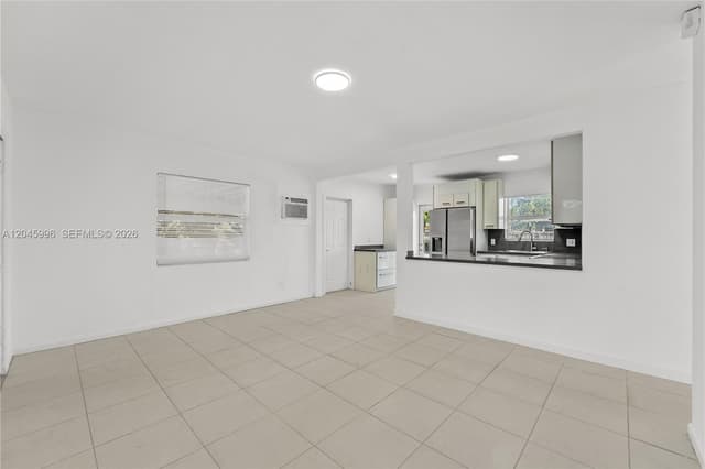 1201 NW 10th Pl, Fort Lauderdale FL 33311 - Fort Lauderdale, FL - Photo 2