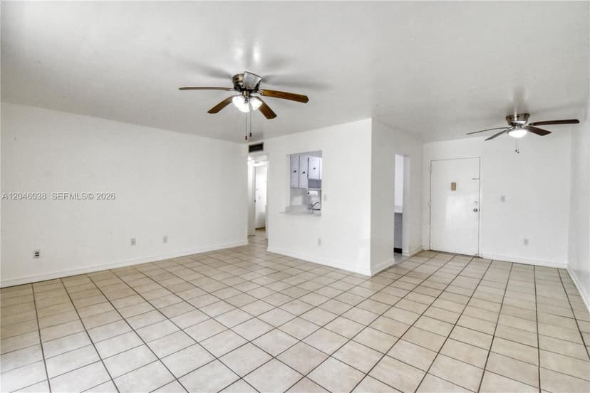 10387 N Kendall Dr # R2, Miami FL 33176