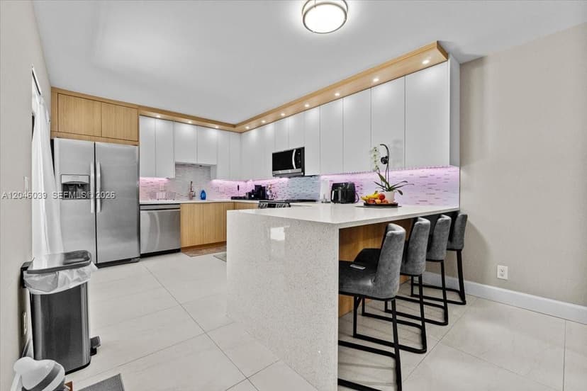 2891 SW 11th Pl, Deerfield Beach FL 33442